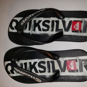 Childs quicksilver flip flops